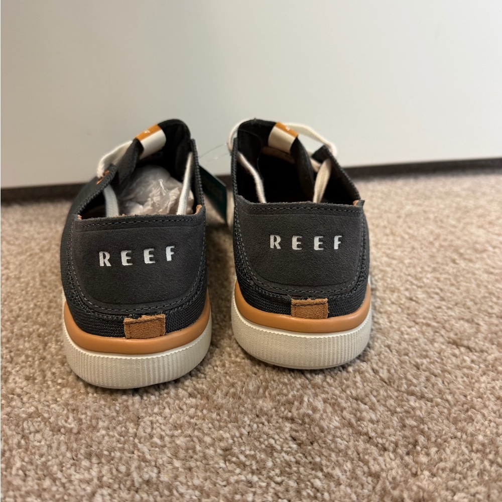 NWT Reef women’s Neptune Sneaker size 8.5 slip on - Picture 3 of 7